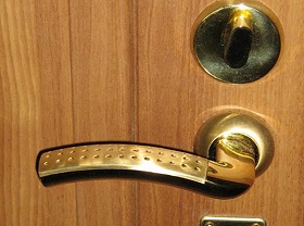 Замена дверной ручки входной двери в Стерлитамаке